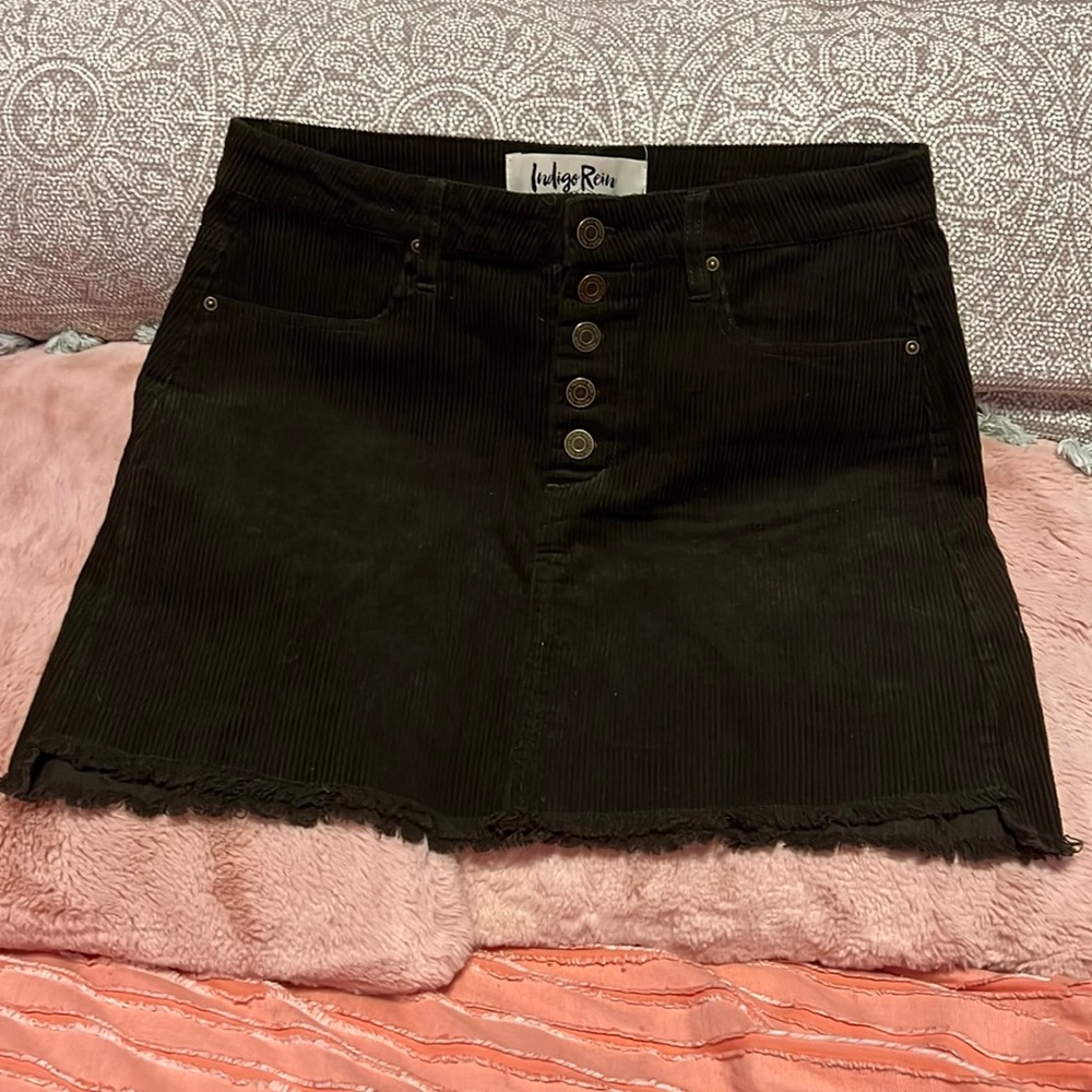 Indigo rein short skirt black size 7/27